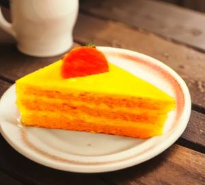 Alphonso mango pastry