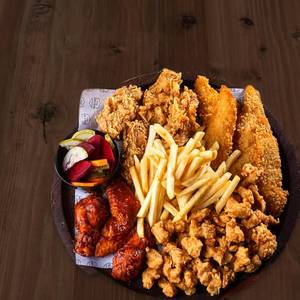 The Crispy Clucker Platter
