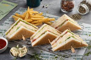 UCH Club Veg Sandwich