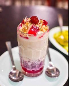 Dry Fruit Falooda [Dessert]