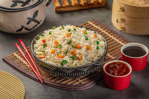 Veg Fried Rice [500 ML]