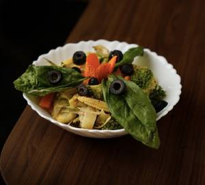 Crunchy sprouts mix