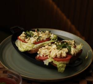 Open egg sandwich