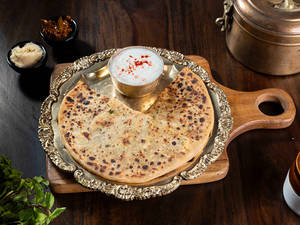 Aaloo Pyaz Paratha