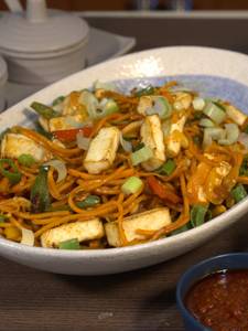 Veg Schezwan Noodles