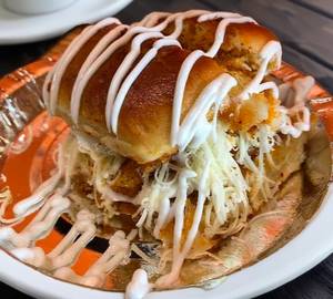 Mayonnaise corn patty burger