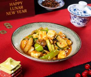 Lotus Stem, Asparagus, Cottage Cheese Lantern Chilli Sauce (Mc)