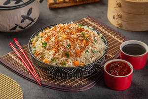 Veg Burnt Garlic Fried Rice [500 ML]