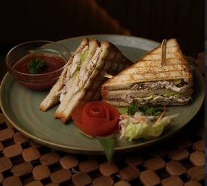 Lean chicken grill sandwich