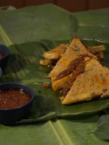 Schezwan Bread Pudla