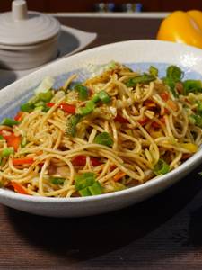 Veg Hakka Noodles