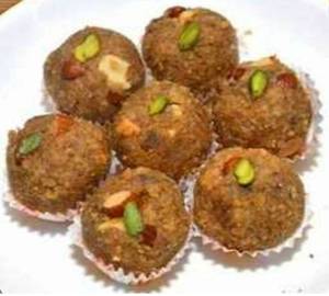 Anjeer Posta Laddu (Sugar Free)