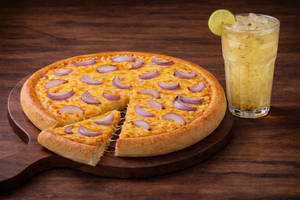 Premium Cheese Onion Pizza+choice Of Drink