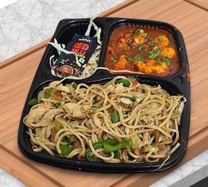 Chicken Burnt Garlic Noodles + Malaysian Gravy