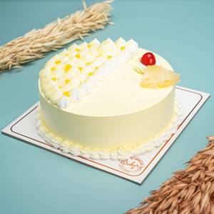 Pineapple Paradise Cake