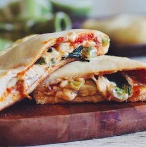 Veg Pocket Pizza