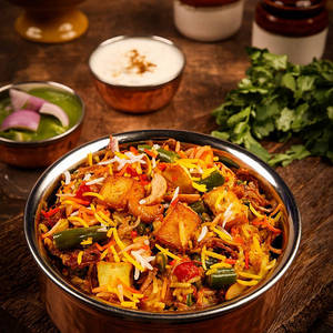 Veg Biryani (650ml)
