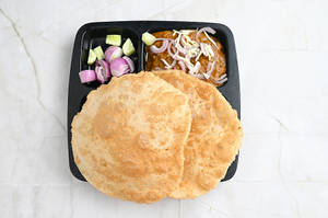 Chana Bathura