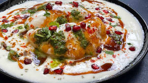 Gujia Dahi Vada 2 Pcs