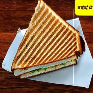 Mayonnaise Murukku Sandwich
