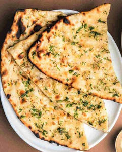 Butter Cheese Garlic Naan