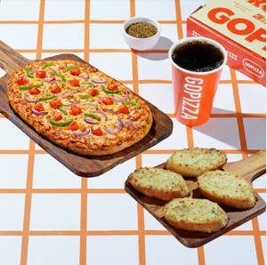 Veggie Paradise + Cheese garlic bread + Pepsi