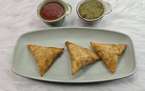 Chicken Samosa (3 Pieces)