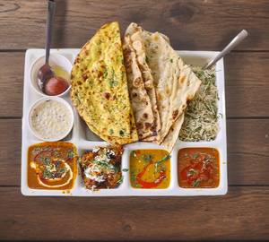 Rajwadi Veg Thali