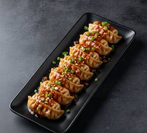 Paneer Fried Chilli Momo (8Pcs)