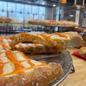 Hot Chicken Stuffed Pizza