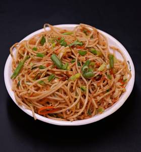 Veg Hakka Noodles