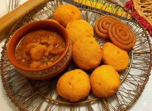 Club Kachori Sabji(6pcs) With Jalebi(2pcs)