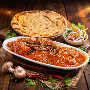 Lachha Paratha+ Mashroom 65+ Salad