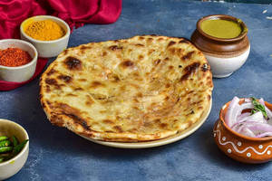 Aloo Pyaaz Tandoori Parantha