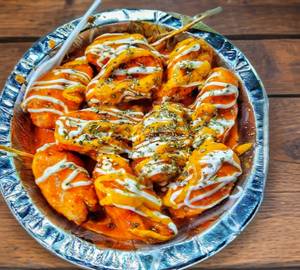 Veg Gravy Momos (8.pieces)