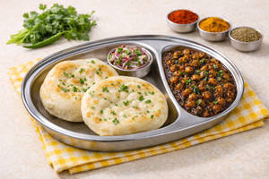 Chole Kulche
