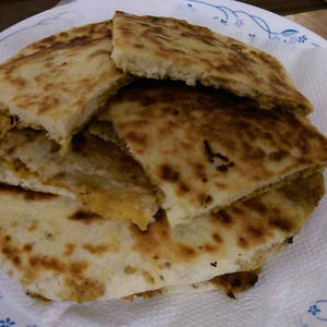 Chicken Keema Kulcha
