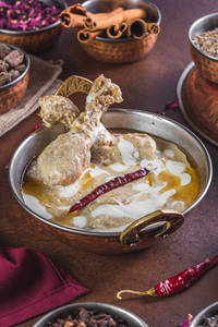 Chicken Rezala [2 Pcs]