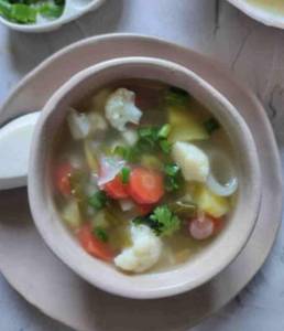 Veg Clear Soup With English Vegetables