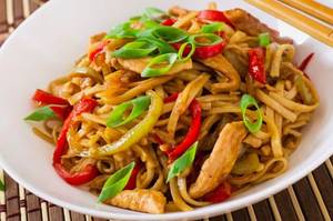 Chicken Garlic Chowmein