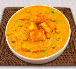 Matar paneer