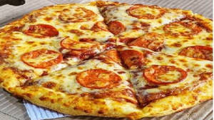 Chicken Pepproni Round Pizza