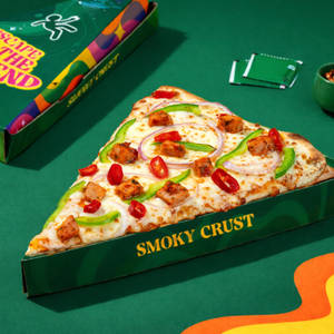 Peri Peri Chicken Giant Pizza Slice (24 cm)