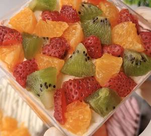 Mixed Fruit Cake Tub (400 Gms)