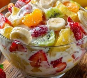 Fruit Salad With Ice Cream