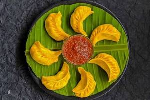 Veg Corn & Cheese Momos