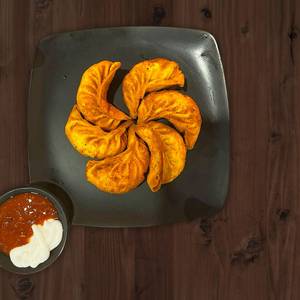 Chicken Peri Peri Momos  [5 Pieces]