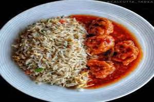 Egg Chicken Fried Rice With Chilli Chicken [4 Pieces]