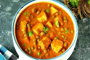 Matar Paneer