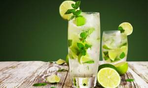 Green apple mojito